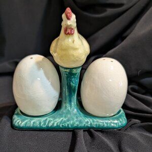 Ceramic hen and eggs salt and pepper shaker set